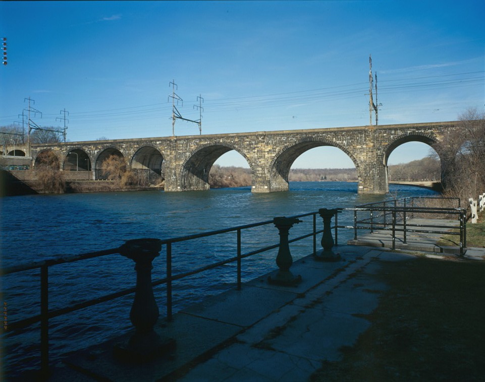 Head of the Schuylkill Regatta — Pennsylvania Railroad, Connecting Railway, Schuylkill River Bridge, Fairmount Park, Philadelphia, Pennsylvania; "Overview from east ban
