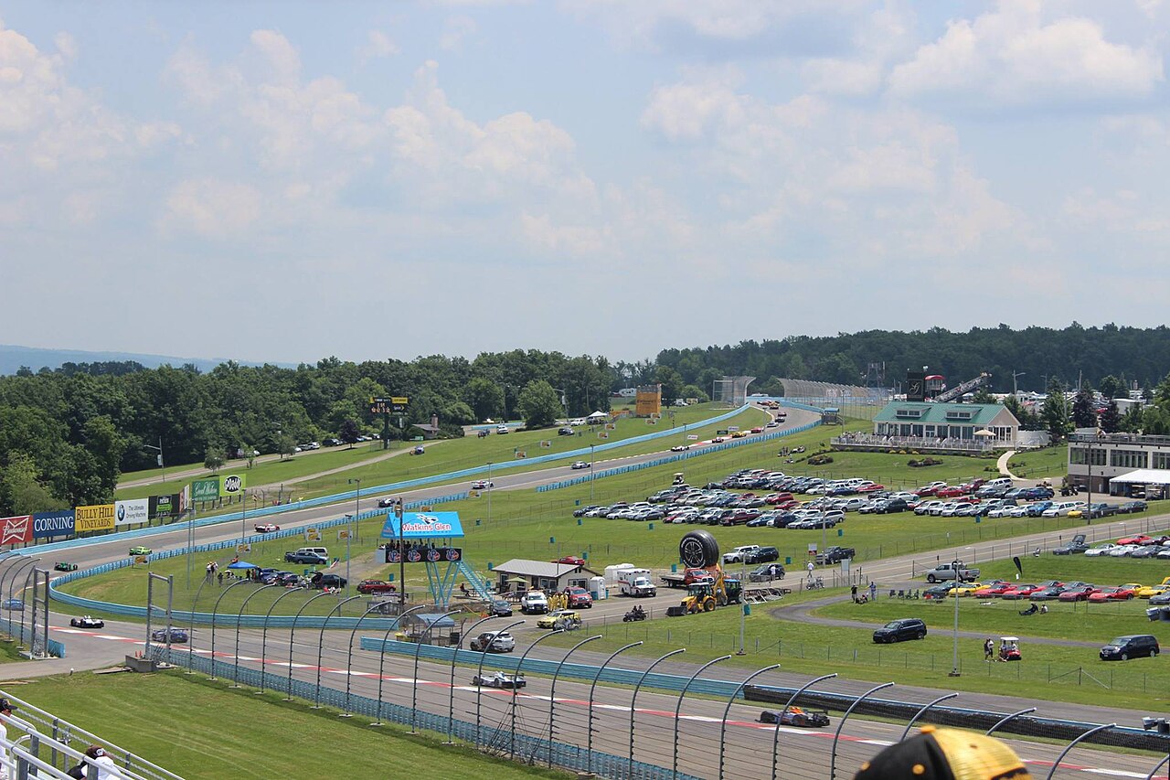 Watkins Glen International — Cars dive into turn one during the 2014 Sahlen's Six Hours of The Glen.